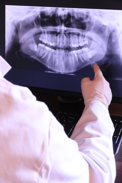Best Mobile Emergency Dentist in Myrtle Grove, FL